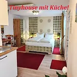 Tinyhouses Am Neusiedlersee Fertőrákos