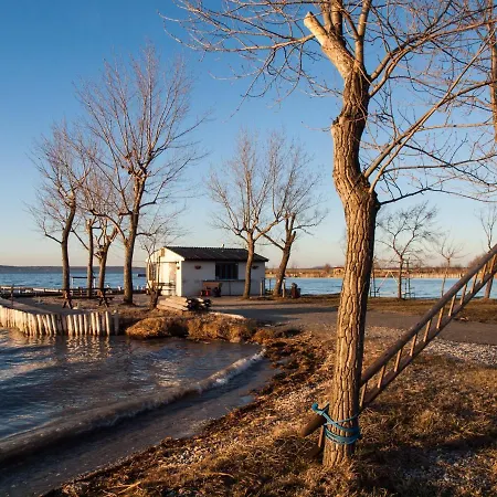 Tinyhouses Am Neusiedlersee * Fertőrákos