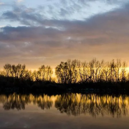 Tinyhouses Am Neusiedlersee Chalet *